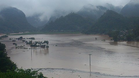 Ứng phó với bão số 3: Ưu tiên bảo đảm an toàn cho người dân